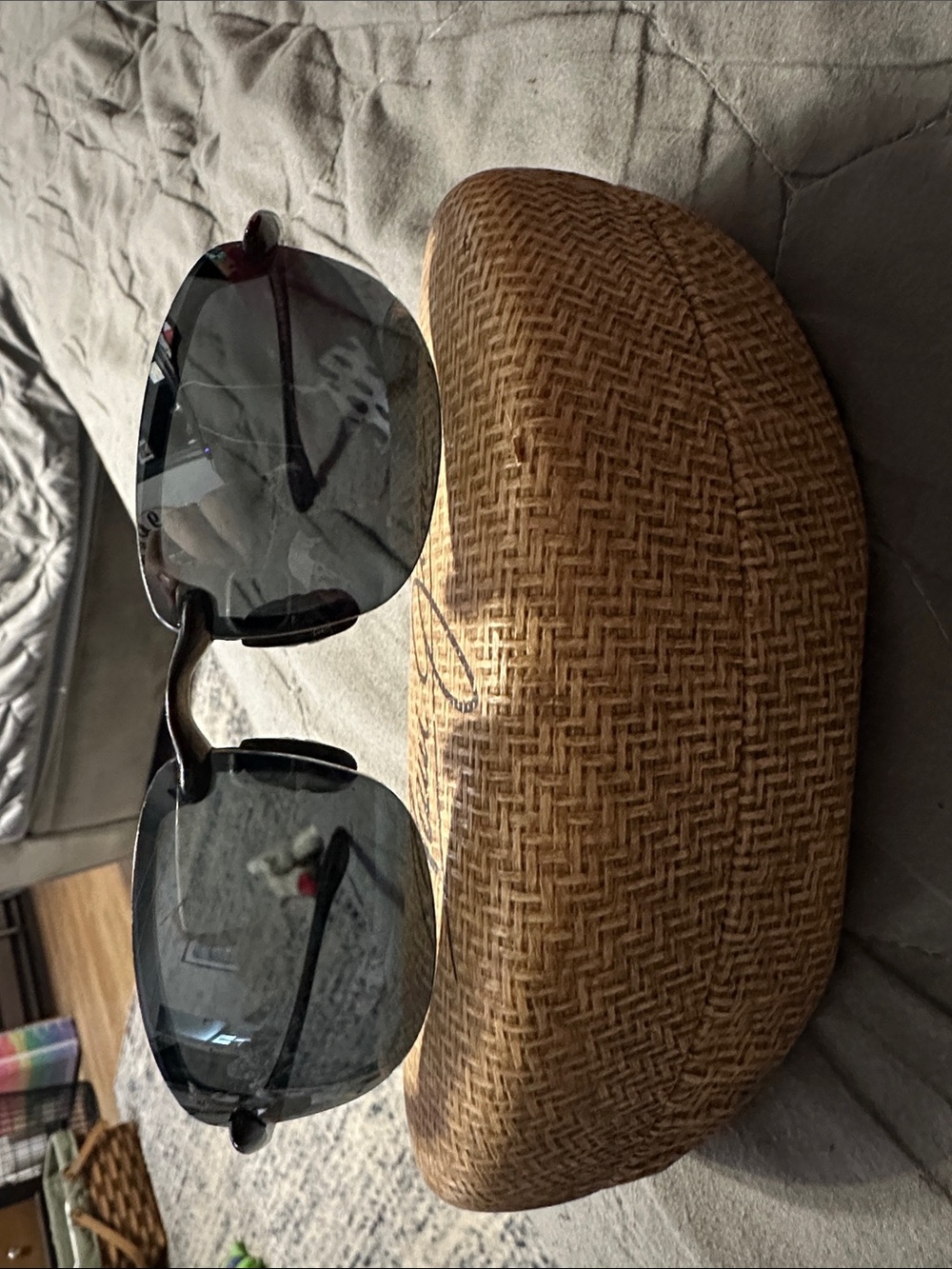 Maui Jim Men’s Sunglasses with Gray Lenses and Brown Case